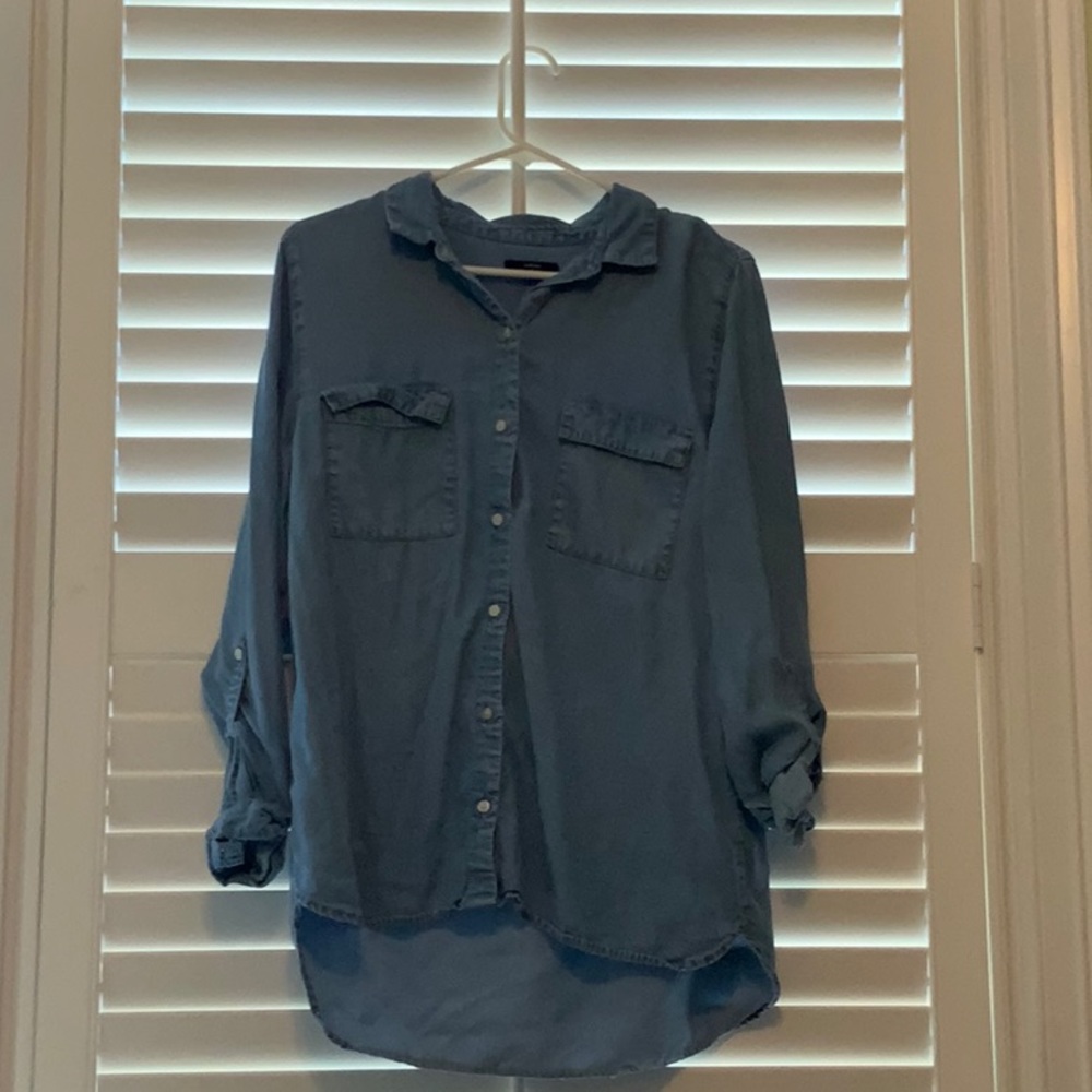 Long sleeve denim shirt